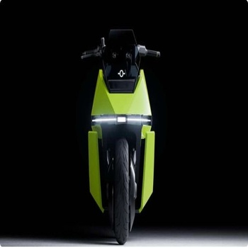 Next-Gen EV Scooter Packs So Much Tech, It’s Practically a Smart Vehicle